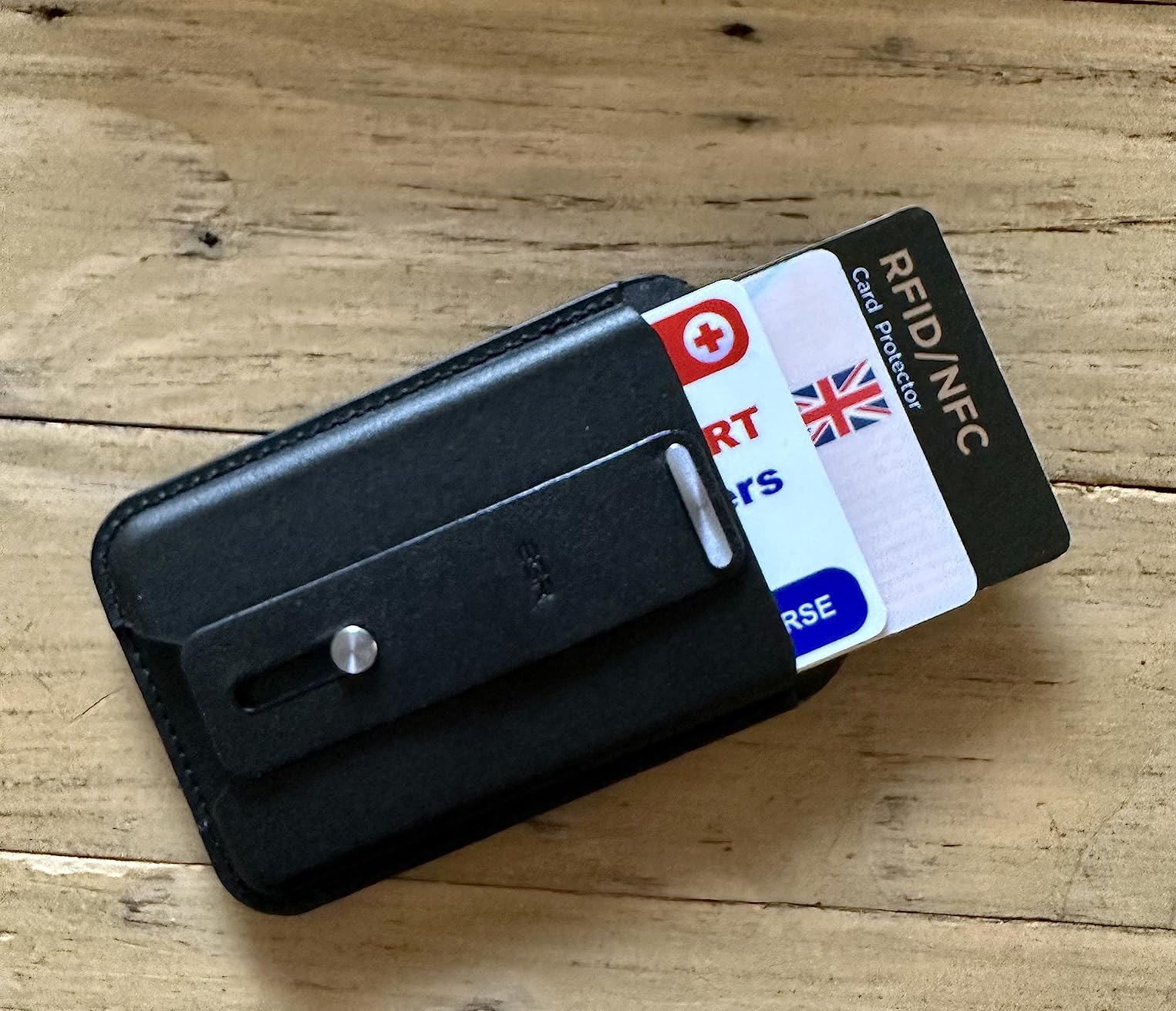 Geo Wallet - World's 1st MagSafe Wallet with Full Find My by ESR » FAQ —  Kickstarter